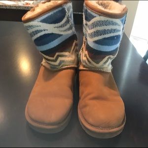 Ugg Australia Pendleton Classic Short Boots size 7